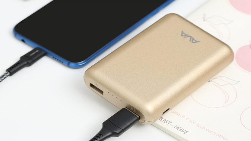 Pin sạc dự phòng 7500mAh AVA LA 10K-1 Pin sạc dự phòng 7500mAh AVA LA 10K-1