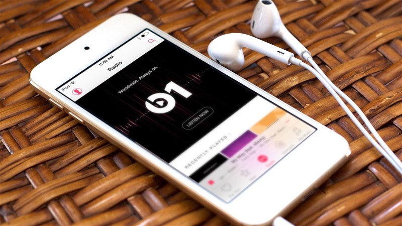 4 tính năng căn bản khi sử dụng tai nghe iPhone phải biết 4 tính năng căn bản khi sử dụng tai nghe iPhone phải biết