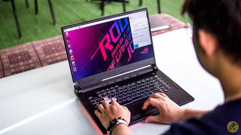 Laptop gaming Laptop gaming