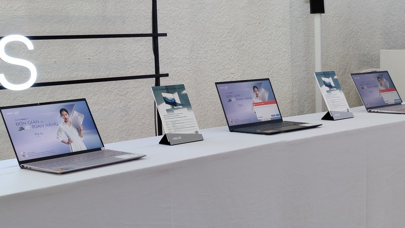 ZenBook 14 ZenBook 14