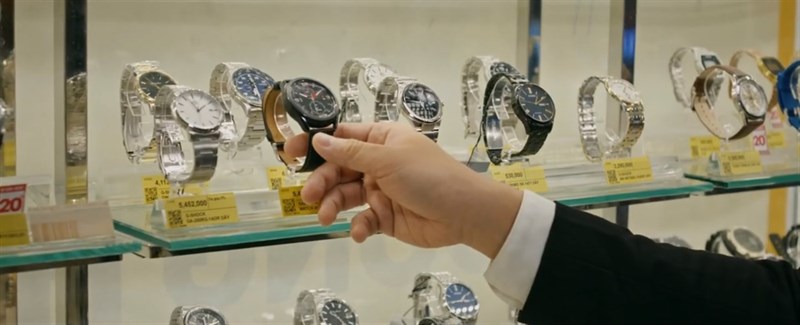 Trấn Thành ra mắt phim trinh thám hài Đặc vụ thời gian 2, liên tục đột nhập cửa hàng Trung Tâm Bảo Hành để làm gì?