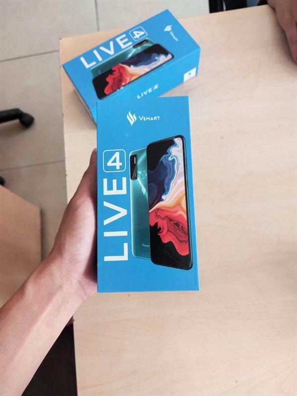 Hộp đựng của Vsmart Live 4 Hộp đựng của Vsmart Live 4