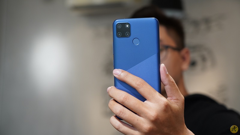 REALME C12