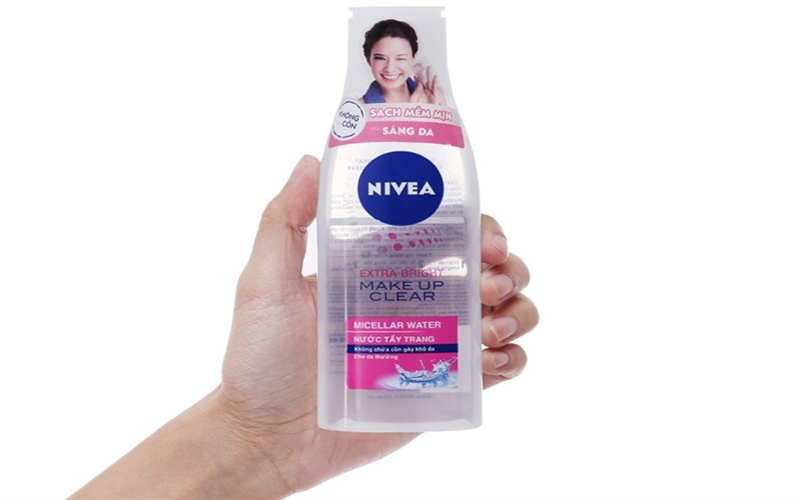 Nước tẩy trang Nivea sạch mềm mịn sáng da