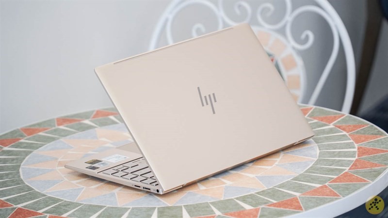 thiết kế HP Envy 13 