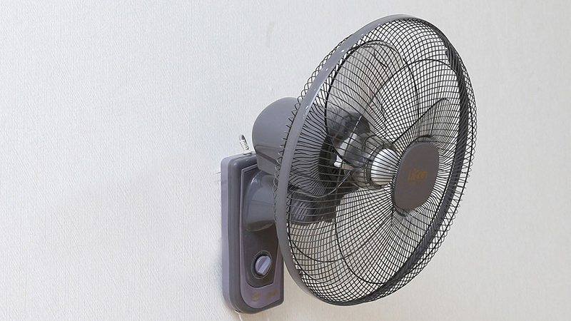 Kiểm tra quạt còn hoạt động không Kiểm tra quạt còn hoạt động không