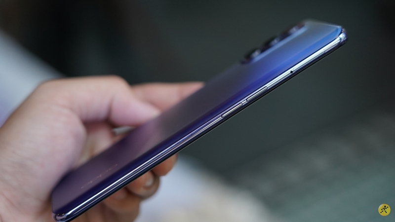 OPPO Reno4 Tím Khói