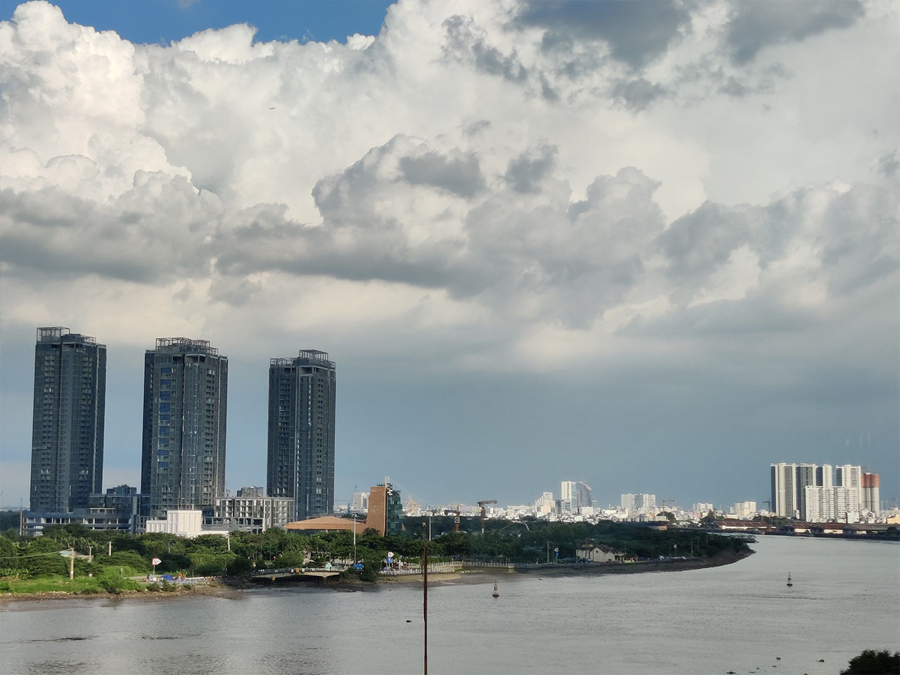 Ảnh chụp đủ sáng bằng OnePlus Nord 5G