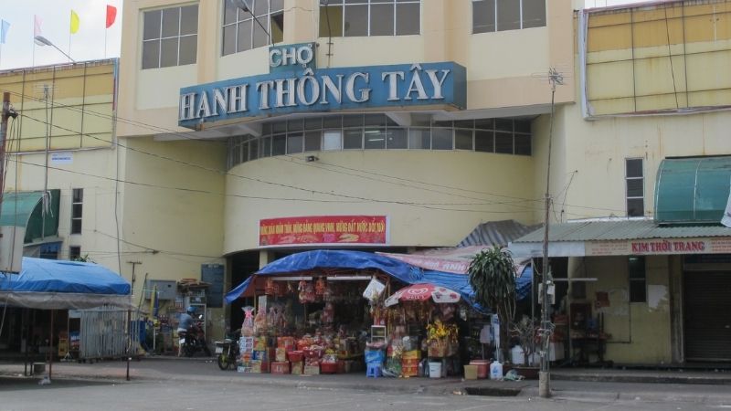 Chợ đêm Hạnh Thông Tây