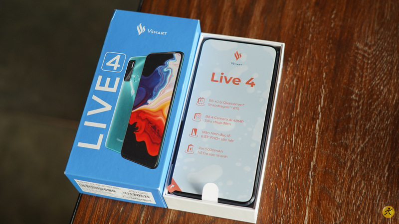 Đánh giá Vsmart Live 4