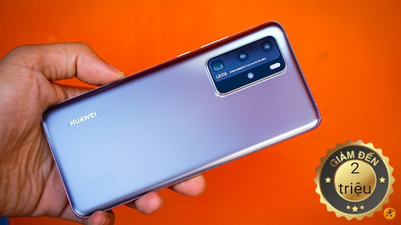 Huawei khuyến mãi tháng 9 giảm tới 2 triệu đồng Huawei khuyến mãi tháng 9 giảm tới 2 triệu đồng