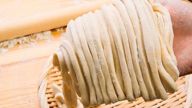 Cách làm sợi mì udon