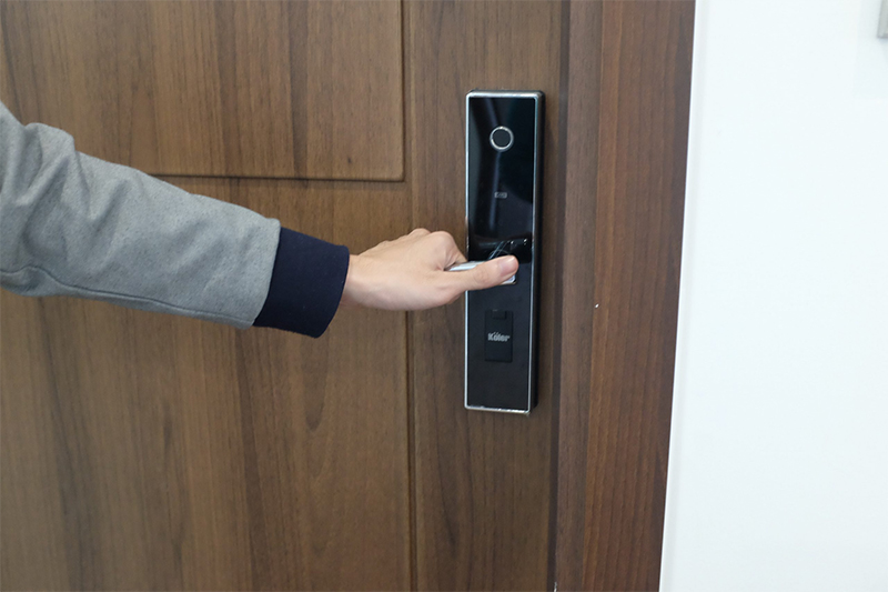 Tay nắm cửa Tay nắm cửa