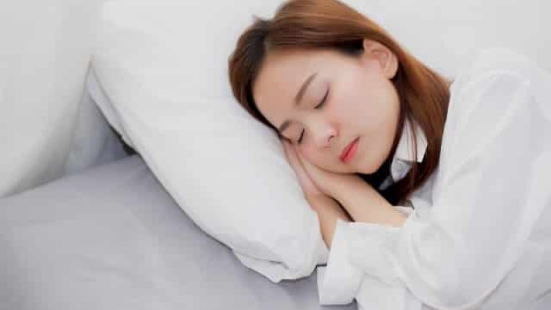 Khó ngủ, hãy thử ngay phương pháp 'ngủ trong 10 giây' của quân đội 20