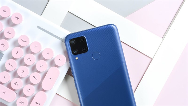 Realme C17 lộ điểm hiệu năng trên Geekbench: Dùng chip Snapdragon 460, RAM 6GB và chạy Android 10 Realme C17 lộ điểm hiệu năng trên Geekbench: Dùng chip Snapdragon 460, RAM 6GB và chạy Android 10