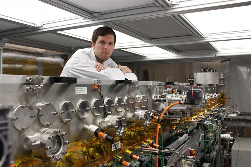 Anh Michael Helander - CEO của OTI Lumionics