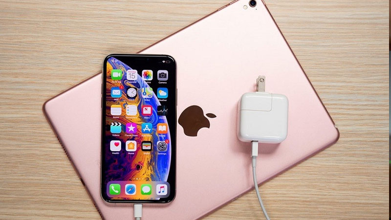 Cach-hack-pin-iphone-sac-pin-nhanh Cach-hack-pin-iphone-sac-pin-nhanh