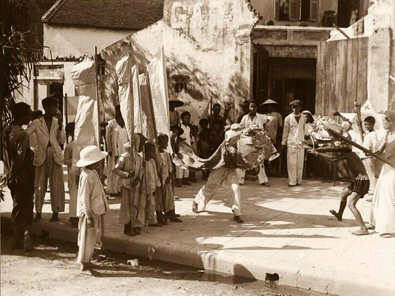 Múa lân vào Tết trung thu ở Hà Nội , Việt Nam khoảng 1925-30