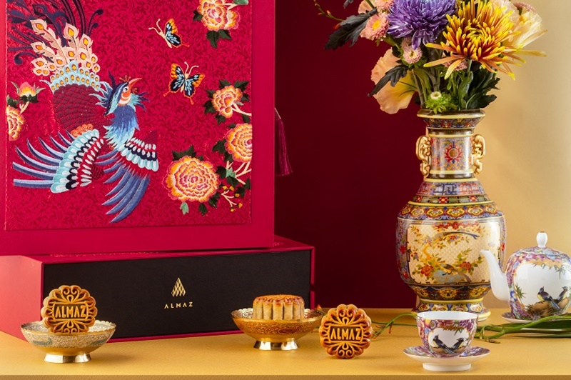 Bánh trung thu phượng gấm hoàng kim
