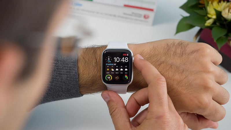 Apple Watch Series 4 Apple Watch Series 4