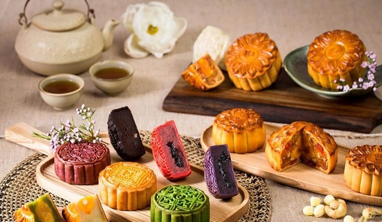 Nên lựa chọn bánh trung thu nhân gì để biếu tặng bạn bè, người thân, đối tác?