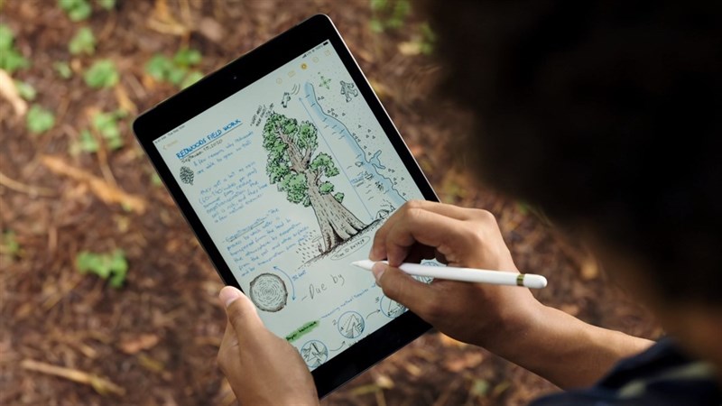 Apple ra mắt iPad thế hệ 8 10.2 inch với vi xử lý Apple A12 mạnh mẽ hơn, giá bán 7.6 triệu đồng Apple ra mắt iPad thế hệ 8 10.2 inch với vi xử lý Apple A12 mạnh mẽ hơn, giá bán 7.6 triệu đồng