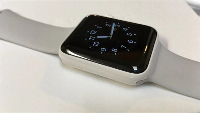 Ra mắt Apple Watch Series 6, nhà Táo ngừng sản xuất Apple Watch gốm