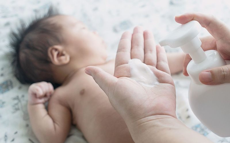 Lưu ý khi chọn kem dưỡng ẩm cho bé