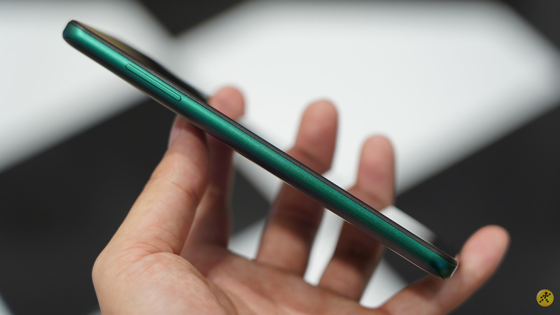 trên tay vsmart aris