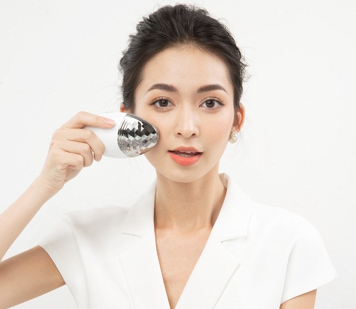 Máy rửa mặt Lifetrons có tốt không? Có đáng mua không?