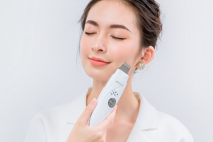 Máy rửa mặt Lifetrons có tốt không? Có đáng mua không?