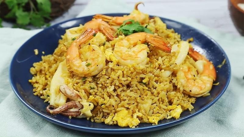 How to make delicious crispy seafood fried rice like a restaurant