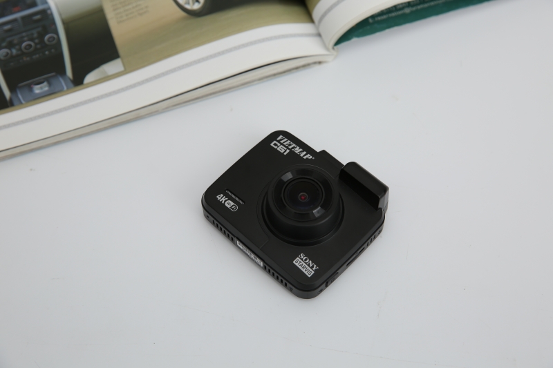 Cho phép quay ở độ phân giải 4K, góc siêu rộng