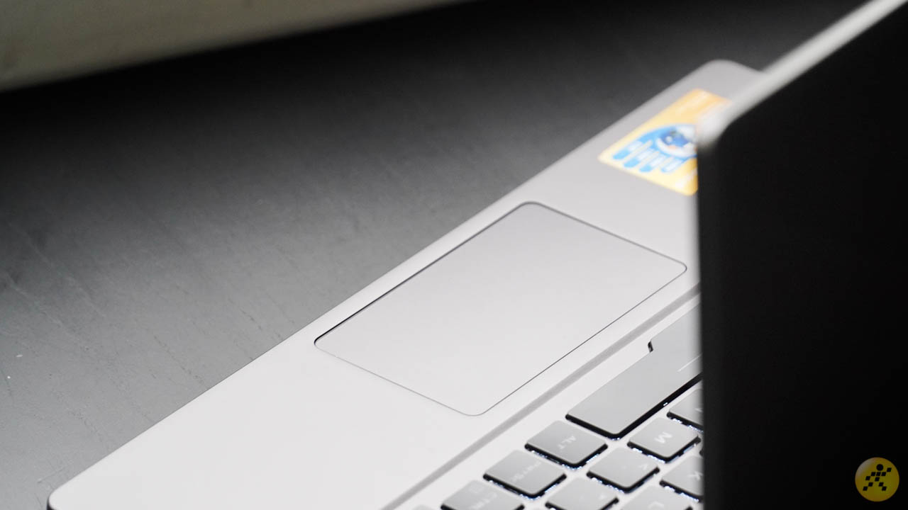 Bàn di chuột của ROG Zephyrus G14