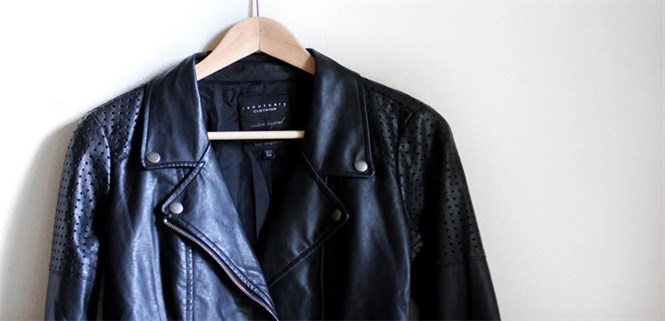 Áo da bị nổ là do đâu? Cách khắc phục và bảo quản áo da đẹp như mới