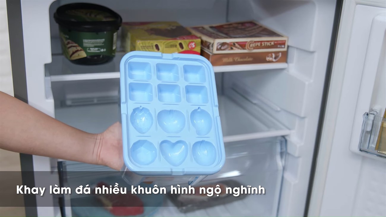 Khay làm đá 