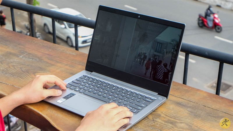 Lenovo IdeaPad Slim 3 Core i5