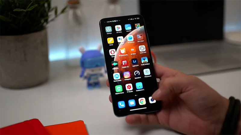 Trải nghiệm cầm nắm Xiaomi Mi 10T Pro rất thích thú Trải nghiệm cầm nắm Xiaomi Mi 10T Pro rất thích thú