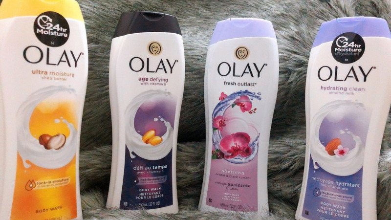 Tìm hiểu về sữa tắm Olay