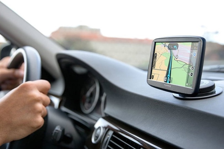 Thiết bị GPS cho ô tô