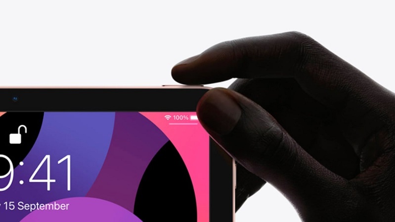 iPad Air 4 là một bản nâng cấp đáng kể so với iPad Air 3 nhờ vào màn hình Liquid Retina 10.9 inch lớn hơn và viền mỏng hơn. Cảm biến vân tay Touch ID hiện đã được tích hợp trong nút nguồn ở cạnh trên cùng và Apple tự hào về việc đã đạt được 