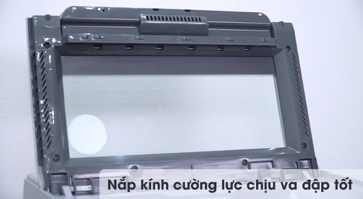 Đánh giá chi tiết máy giặt Panasonic NA-F80VS9GRV - Nắp cường lực