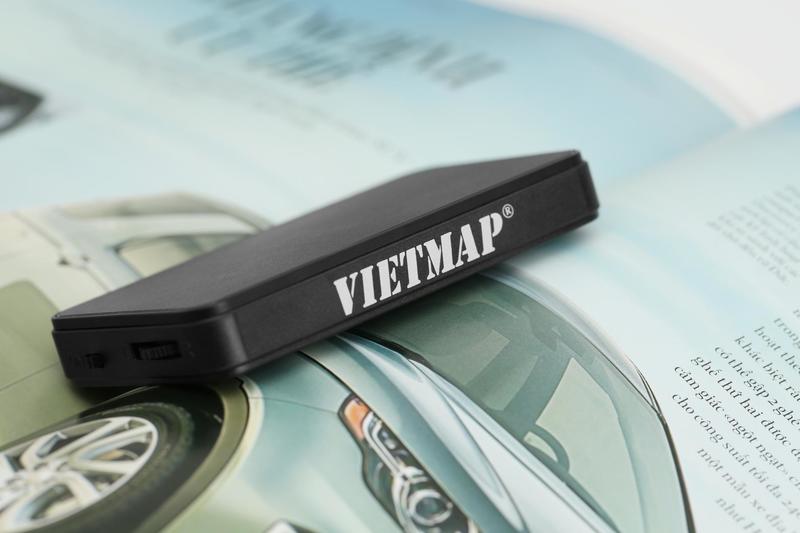 Thiết bị hiển thị thông tin trên kính lái HUD Vietmap V200