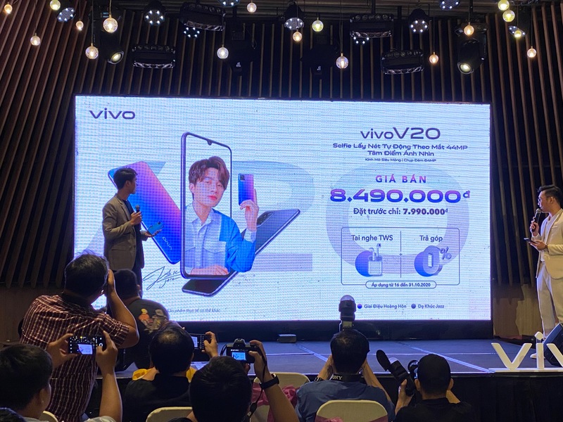 Vivo V20