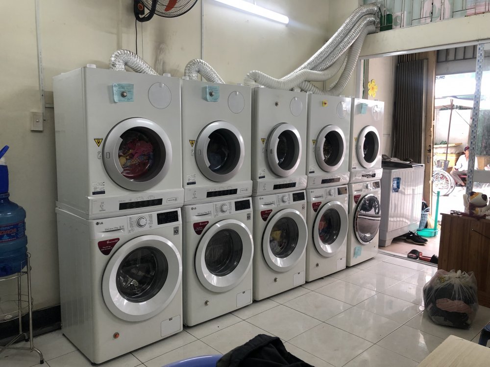 Chọn máy giặt lồng ngang cho tiệm giặt ủi