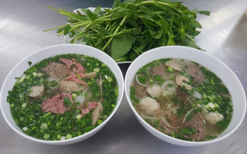 Quán Phở Mùi 241