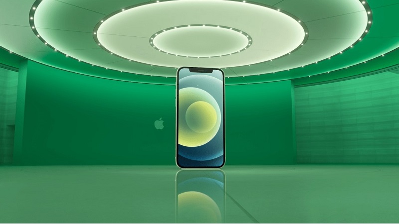 Với màn hình OLED siêu sáng, hệ thống camera cực kì chất lượng và hiệu suất máy đáng nể, iPhone 12 đã chinh phục được cả mạng xã hội lẫn vận tốc lướt web. Hãy xem ngay hình ảnh liên quan để được chiêm ngưỡng chiếc điện thoại đáng sở hữu này.