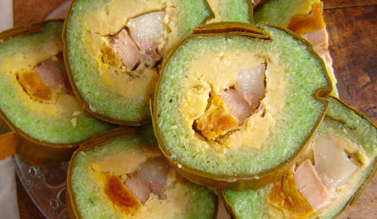 Cách làm bánh tét Trà Cuôn dẻo thơm đúng chuẩn người Trà Vinh