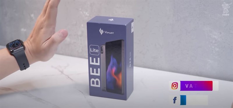 Vsmart Bee Lite bất ngờ xuất hiện trên tay người dùng, giá siêu rẻ chỉ 600 ngàn đồng nhưng có kết nối 4G và còn gì khác? Vsmart Bee Lite bất ngờ xuất hiện trên tay người dùng, giá siêu rẻ chỉ 600 ngàn đồng nhưng có kết nối 4G và còn gì khác?