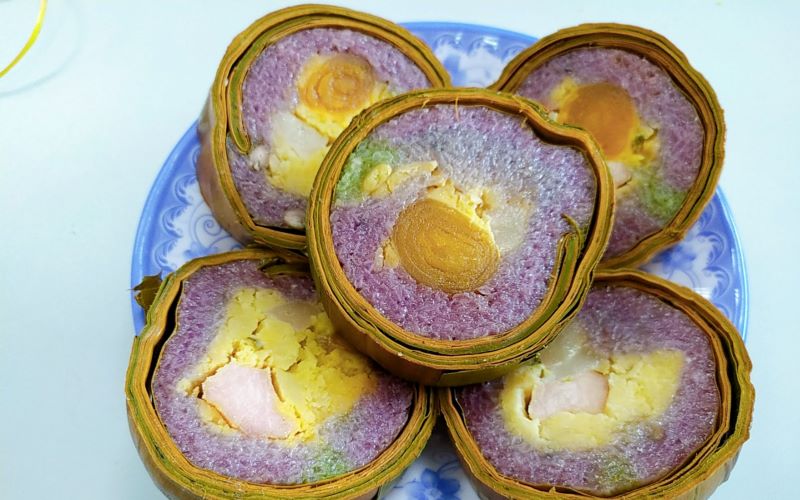cách làm bánh tét lá cẩm